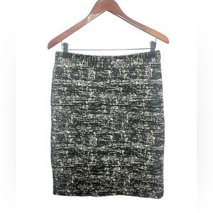 Dana Buchman Black and Cream Textured Pencil Skirt M